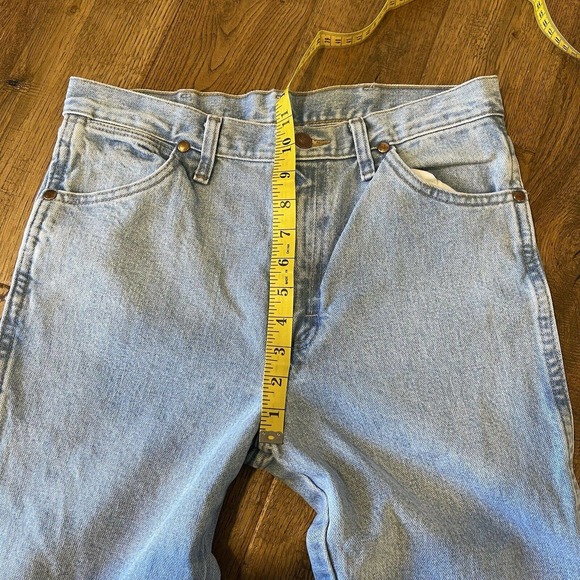 NWT WRANGLER Cowboy Cut 936 SLIM FIT Light Wash JEANS Size 31x32 - Picture 3 of 9